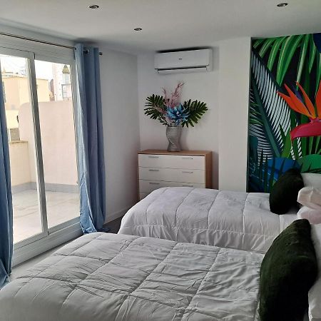 Levante Suites Benidorm Exterior foto